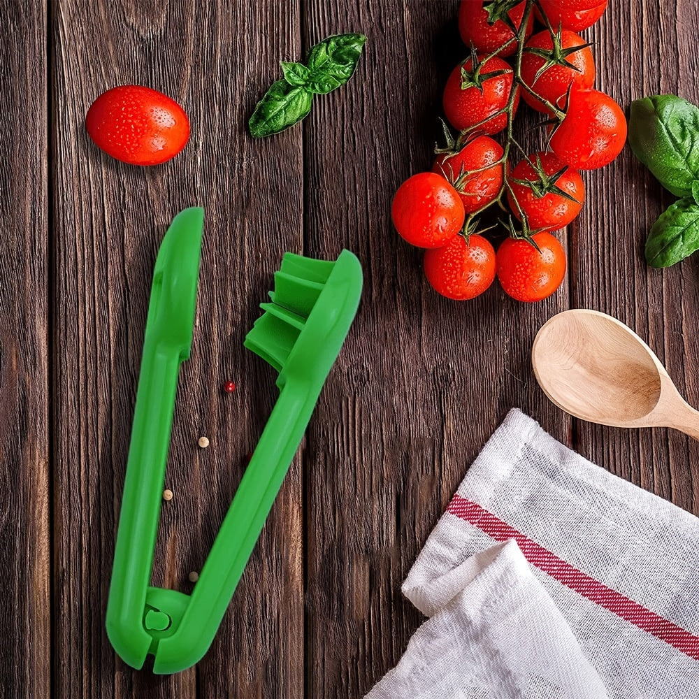 Portable Fruit Cutter: Safe, Ergonomic, Dishwasher-Friendly | Perfect for Small Fruits